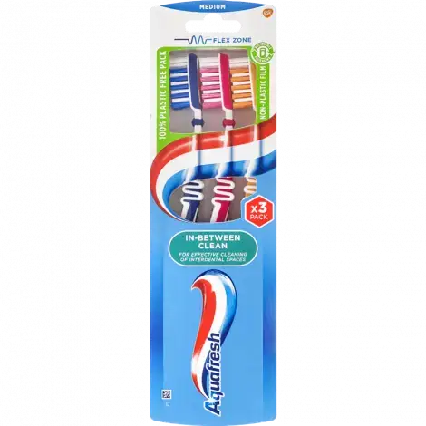 ЗУБНАЯ ЩЕТКА AQUAFRESH IN BETWEEN CLEAN СРЕДН. УП., №3